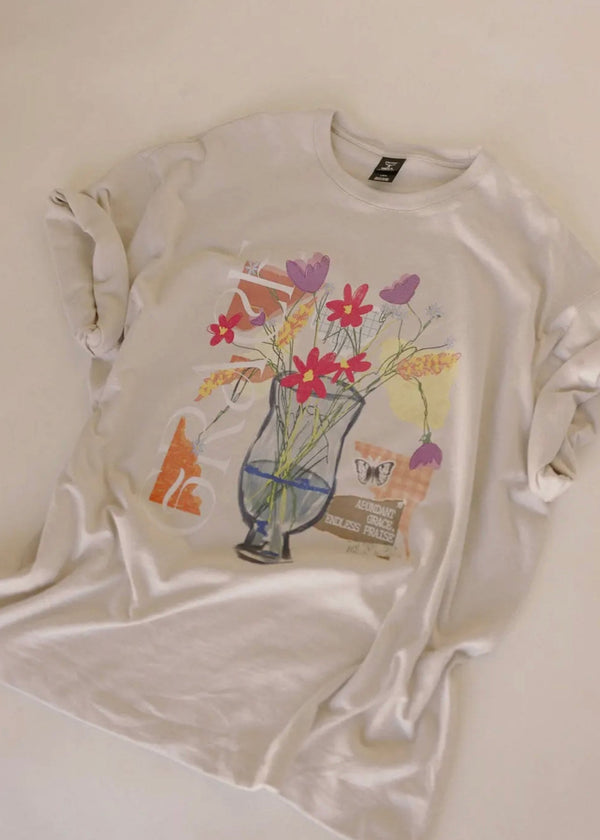 Abundant Grace, Endless Praise Tee