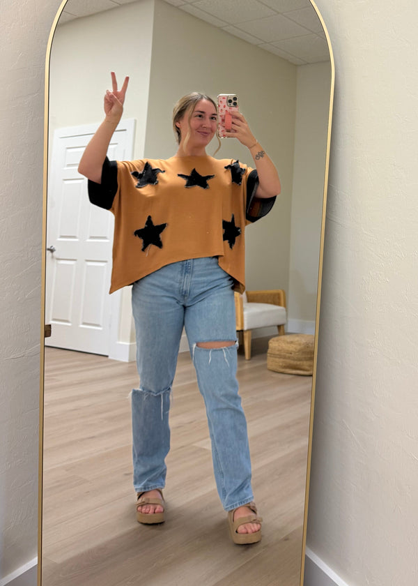 Flowy Star Top