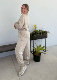 Bow Sweatpants - Tan