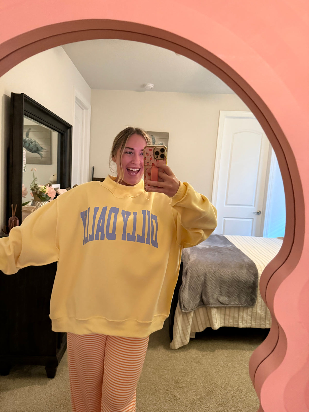 Dilly Dally Mockneck Sweatshirt