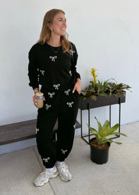 Bow Pullover - Black