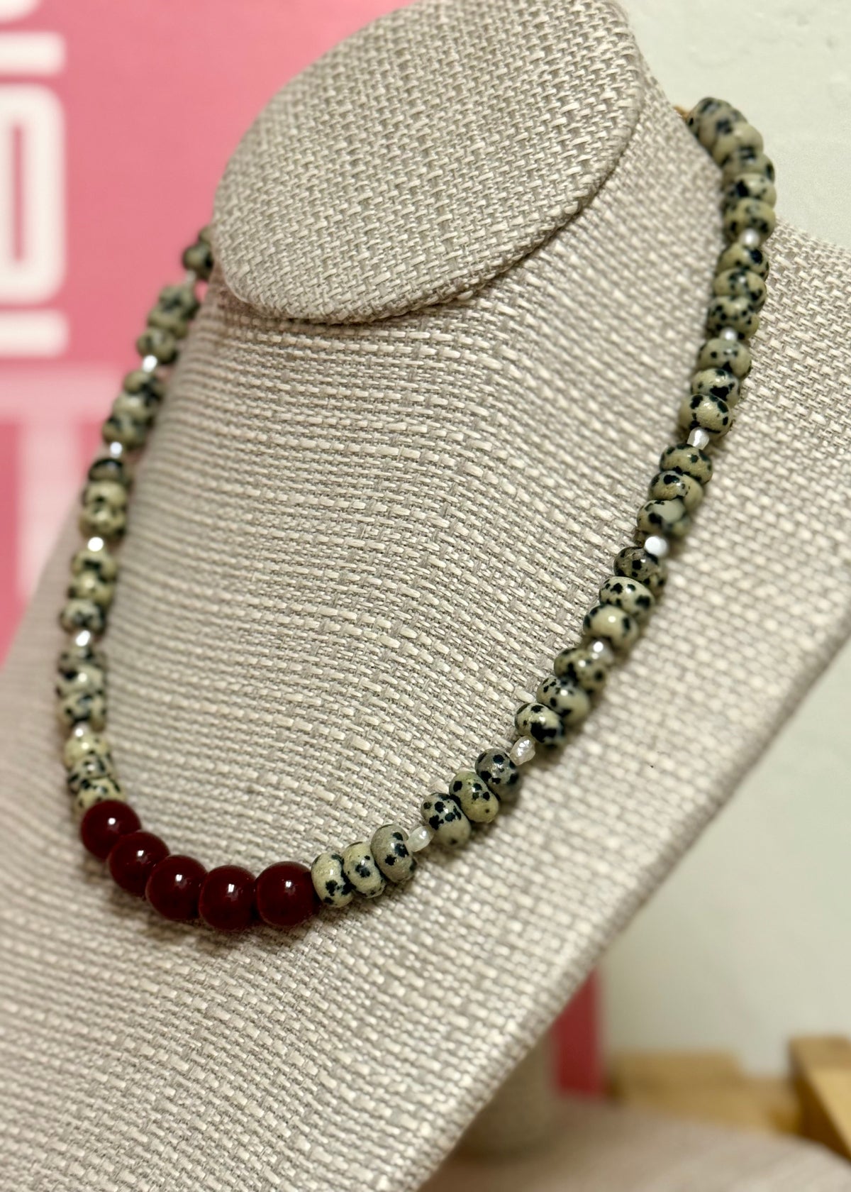 Pebble Point Necklace