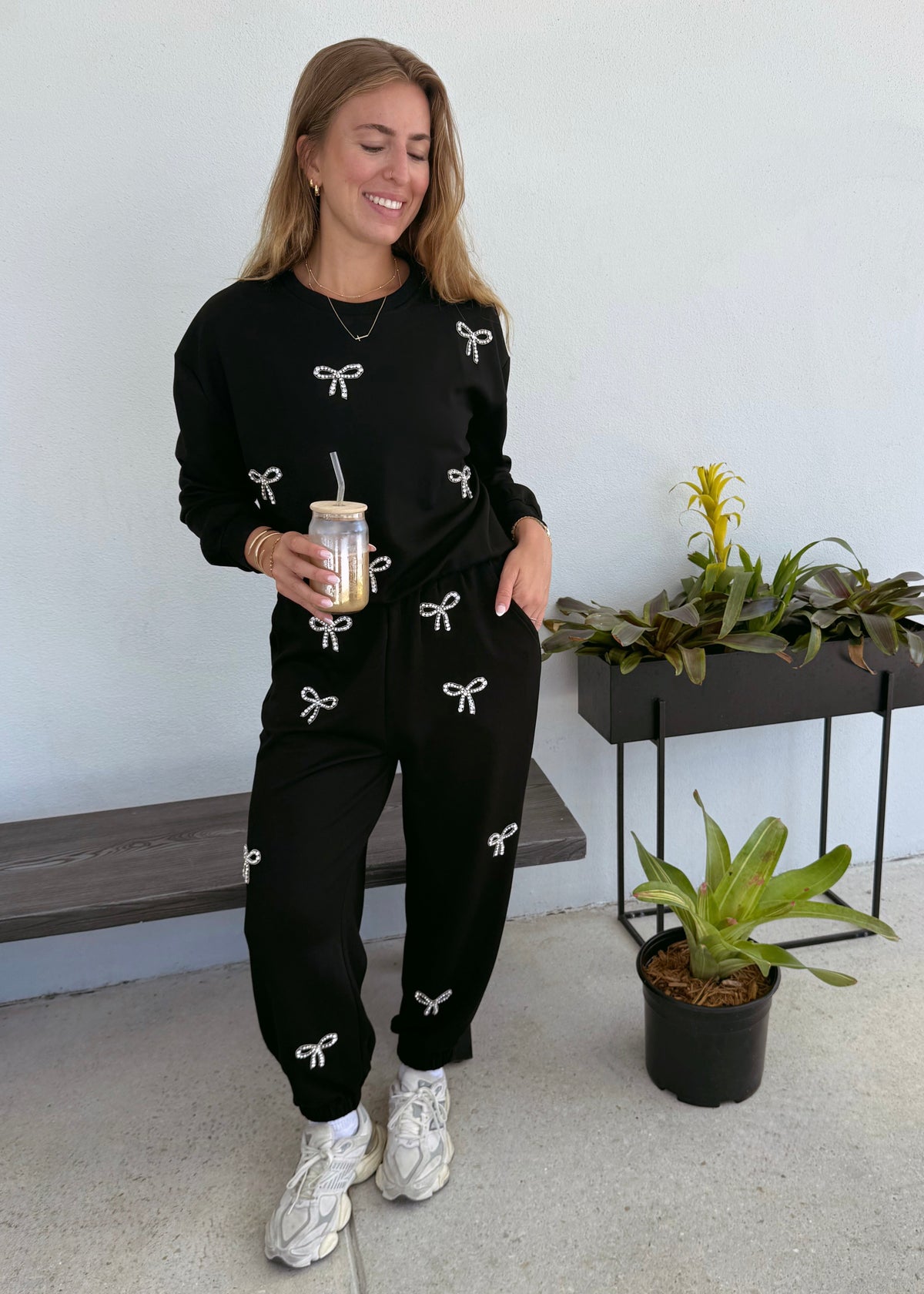 Bow Sweatpants - Black