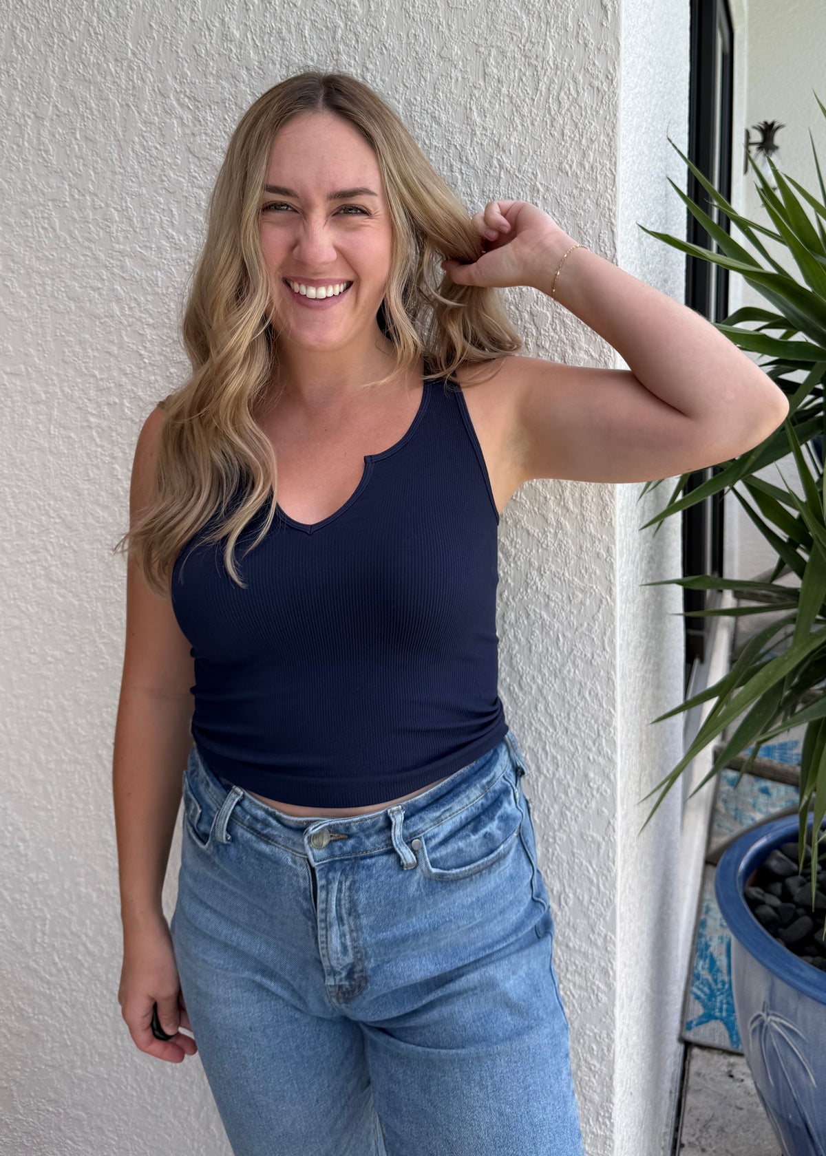 V-Notch Everyday Tanks