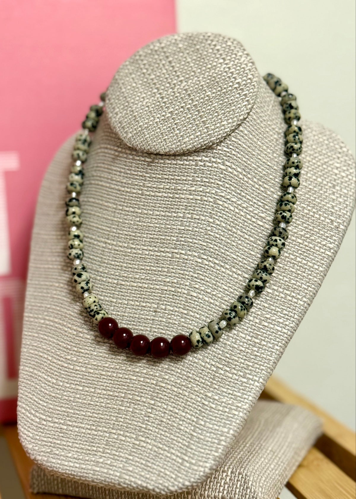 Pebble Point Necklace