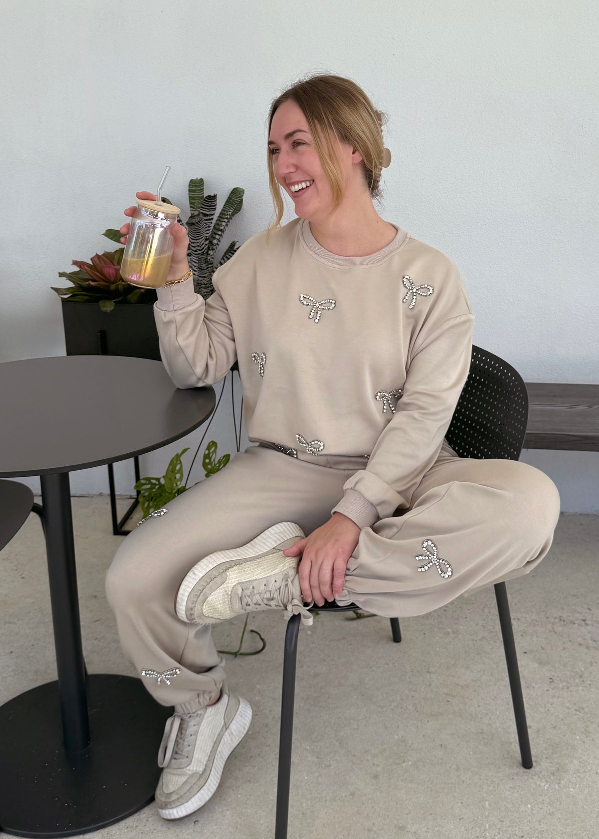Bow Pullover - Tan