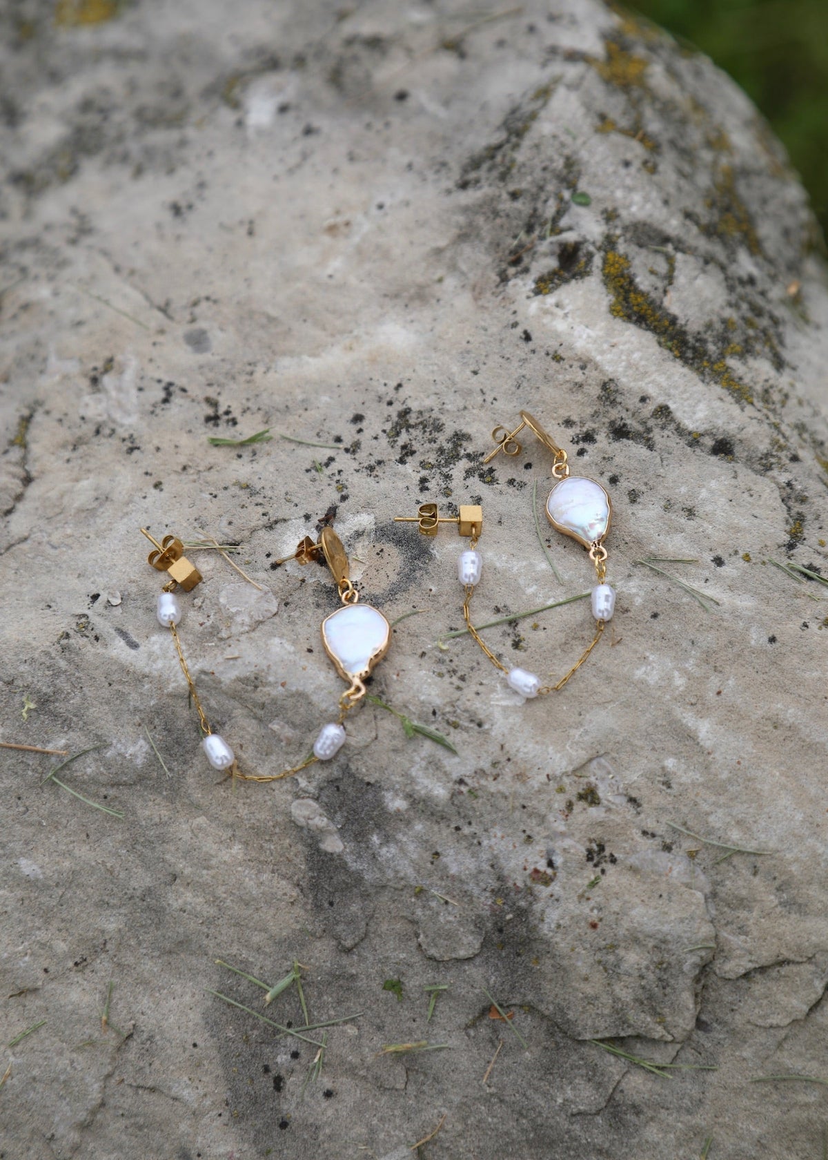 Gracefully Connected Earrings